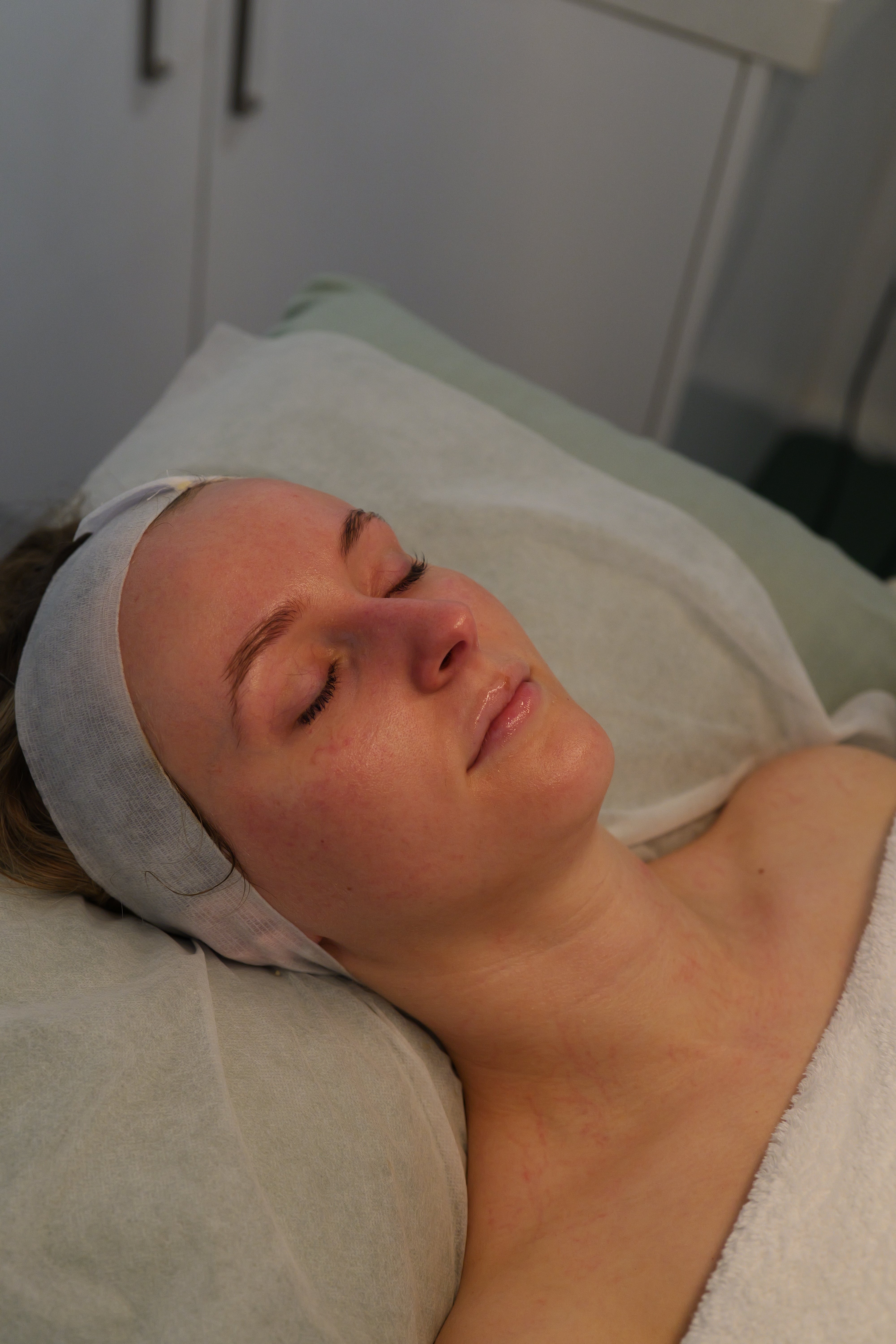 Skin treatment at Waterfall Beauty, Blackburn South